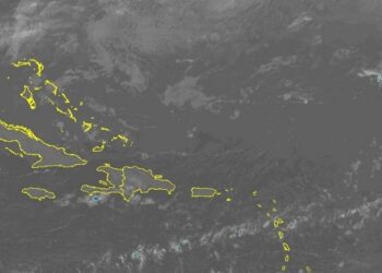 Chubascos aislados en la mañana y aguaceros dispersos en la tarde