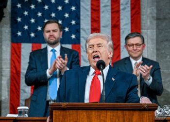 Aranceles, inmigración y operaciones en el extranjero: ¿de qué habló Trump en su discurso anual?