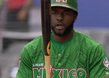 Tomateros eliminan al Escogido y pasan a la Final de la Serie del Caribe en Jalisco