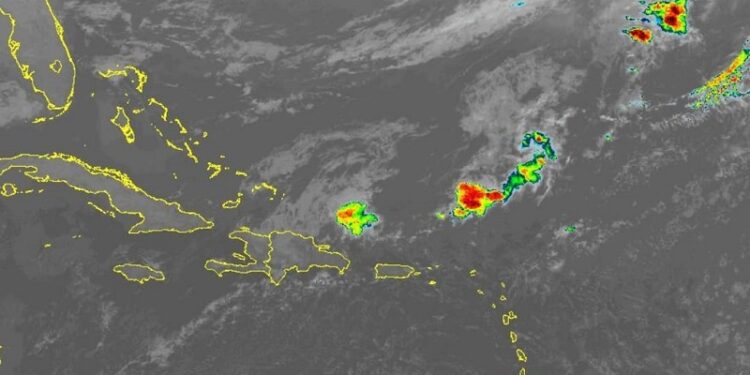Aguaceros y tormentas eléctricas en gran parte del país por vaguada