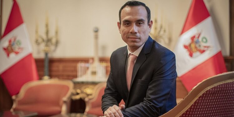 Congreso de Perú destituye al presidente José Jerí