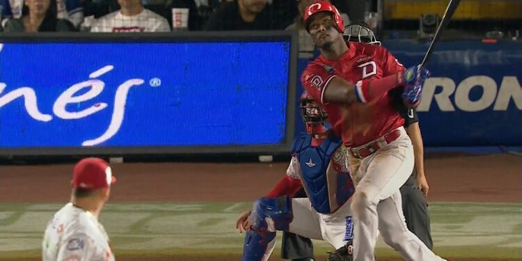 Leones de R.D. derrotan a México Rojo con una gran actuación de Lake