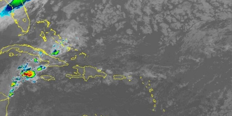 Pronostican precipitaciones en varias provincias, oleaje y viento peligroso