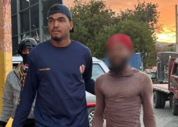 Migración detiene a 1,077 haitianos indocumentados 