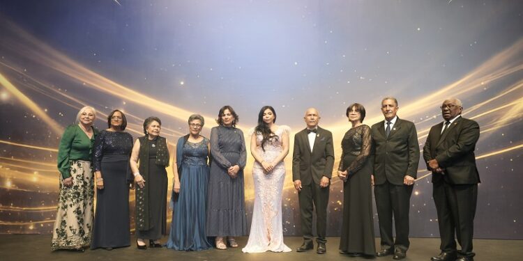 Ministerio Público entrega “Premio al Mérito” a diez fiscales de amplia trayectoria