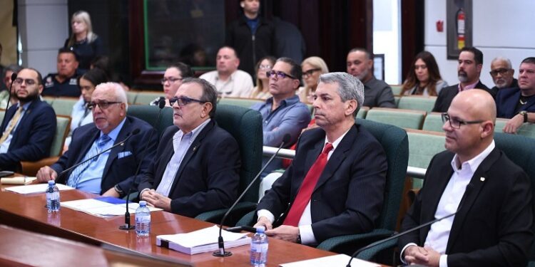 Operadores de centros de inspección reclaman transparencia en contratación de suplidor