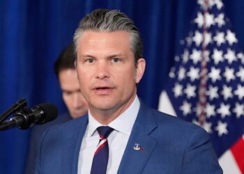 Jefe del Pentágono: La operación aérea contra Irán es «la más compleja y letal de la historia»