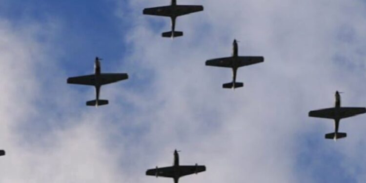 RD ensambla su primera decena de aviones militares TP-75 Dulus