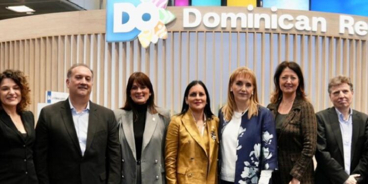 Banreservas identifica nuevas oportunidades inversión turística sostenible en ITB Berlín 2026