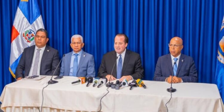 PRM presenta proyecto de ley para fortalecer control del financiamiento en los partidos políticos