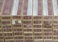 Policía Nacional ocupa 24,000 cigarrillos ilícitos en un colmado de SDE