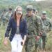 Ministro de Defensa y embajadora de Estados Unidos realizan recorrido por la zona fronteriza de Dajabón