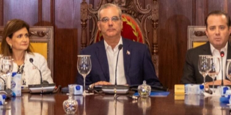 Gobierno aborda plan por impactos económicos de los conflictos bélicos en el Medio Oriente