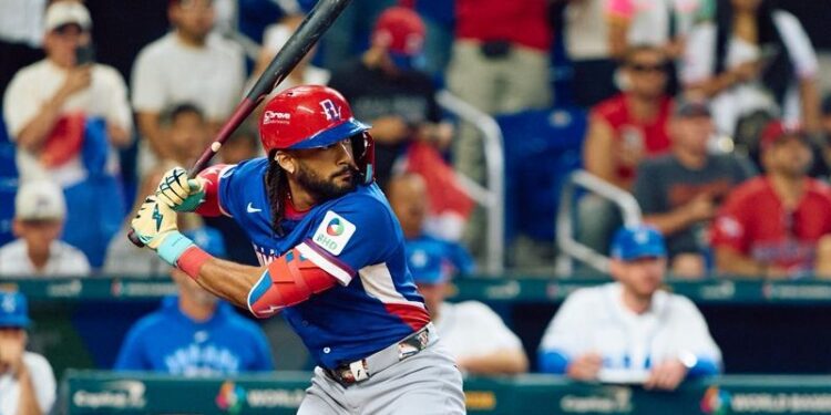 Dominicana aplasta a Israel y avanza a los cuartos de final del Clásico