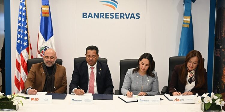 Banreservas, MIO y Ria Money Transfer anuncian alianza para fortalecer remesas e inclusión financiera en RD