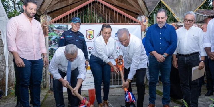 Gobierno deja iniciada construcción del Parque Lineal ZooBotánico Municipal de Moca