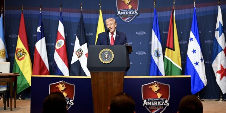 Trump anuncia nueva «coalición militar» para erradicar los cárteles