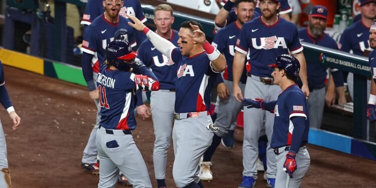 Estados Unidos apaga a R.D. y vuelve a la final