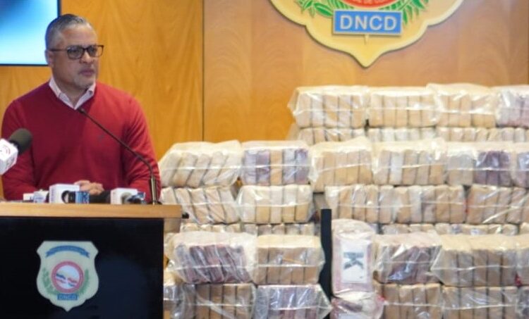 Interceptan contenedor con 700 paquetes de cocaína en el Puerto Multimodal Caucedo