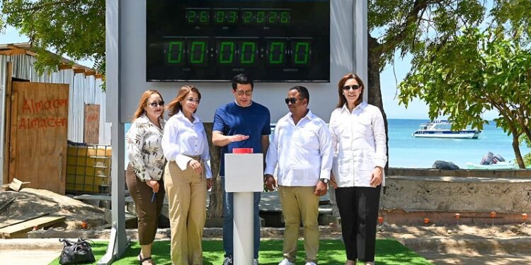 David Collado deja iniciada obra en la playa de Punta Rucia, Puerto Plata