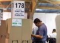 Colombia elige a sus legisladores en una crucial jornada electoral