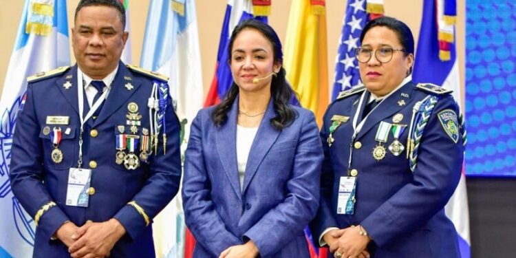 Raful destaca interoperabilidad como eje de la seguridad ciudadana moderna