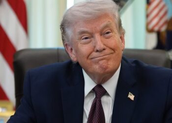 Trump fija el plazo límite para retirarse de Irán