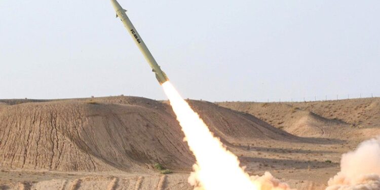 «Esperen 200 dólares por barril»: Irán cambia de enfoque en su lucha contra EE.UU. e Israel