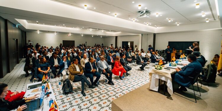 Comisión de la JCE recibe propuestas de aspirantes a miembros de las OCLEE en Europa