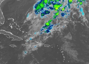 Aguaceros en varias provincias asociados a frente frío sobre Haití