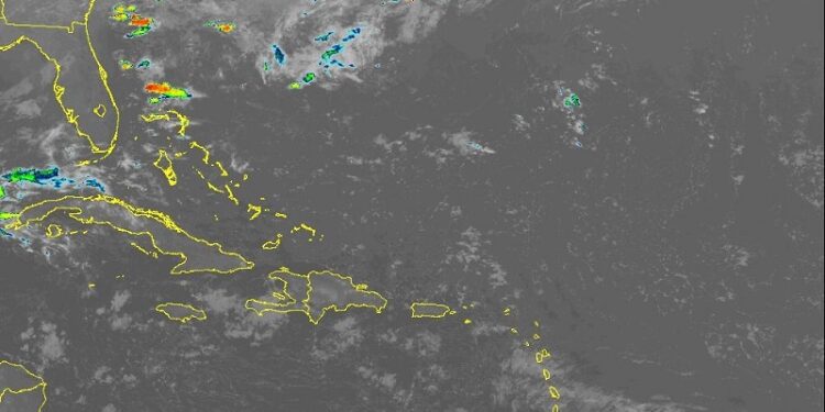 Nubes dispersas a medio nublado y lluvias aisladas en algunas provincias