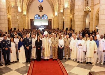 Policía celebra su 90 aniversario con una eucaristía en la Catedral Primada de América