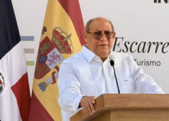 Santos Badía afirma el Gobierno impulsa una revolución educativa en RD