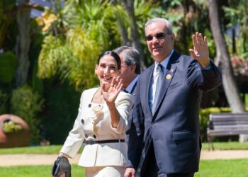 Presidente Abinader viaja a RD tras participar en investidura del chileno José Kast