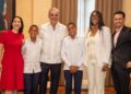Presidente Abinader recibe al estudiante “Pico de Oro”