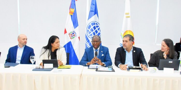 MITUR presenta al BM plan para el desarrollo turístico de Pedernales y la región Enriquillo