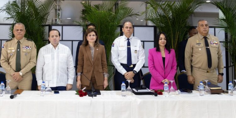 Vicepresidenta Raquel Peña encabeza jornada de evaluación del Plan de Seguridad Ciudadana