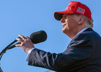 Trump afirma que 48 líderes iraníes «desaparecieron de una vez»