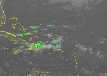 Vaguada genera lluvias, tronadas y ráfagas de viento