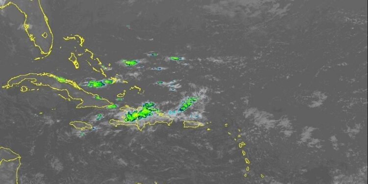Vaguada genera lluvias, tronadas y ráfagas de viento