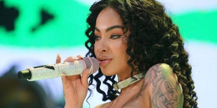 Imponen una garantía económica a la cantante Yailin tras detención por porte ilegal de armas