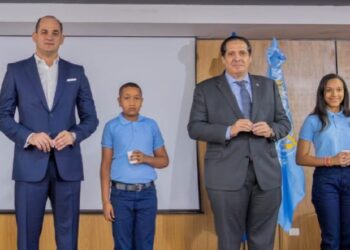 Lanzan Jornada Nacional de Desparasitación para beneficiar a más de 1.8 millones de estudiantes