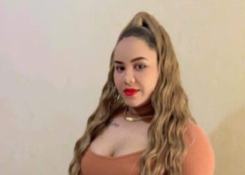 Familiares buscan mujer desaparecida hace casi dos años tras supuesto viaje ilegal