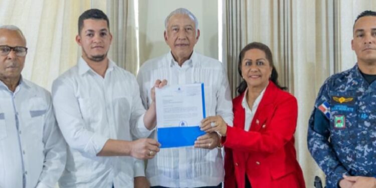 Gobierno ordena la construcción de dos cementerios y un parque en Sánchez Ramírez