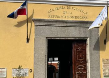 La Academia de Ciencias instituye el Premio a las Mejores Tesis en Ciencias