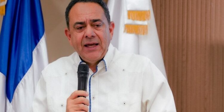 Gobierno destina RD$30 millones para dinamizar sector lechero con riego tecnificado