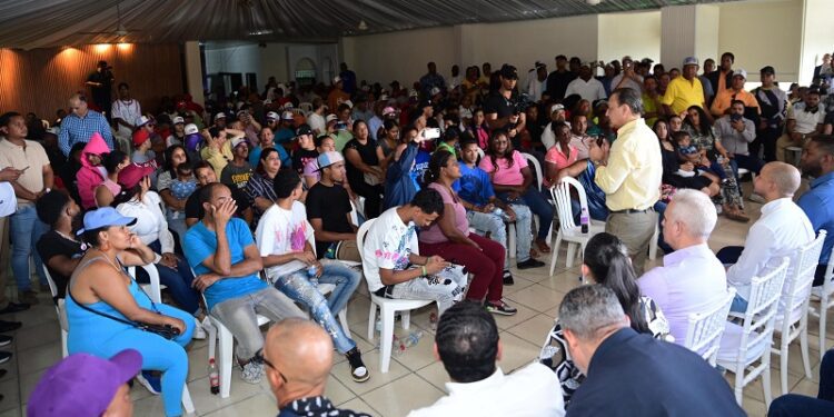 Abel Martínez dice que el tiempo de promesas terminó