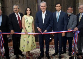 Presidente Abinader encabeza reapertura del Museo Nacional de Historia y Geografía