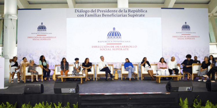 Presidente Abinader reafirma su apoyo a Supérate