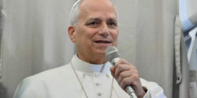 El Papa: estoy en África para animar a los católicos, no para debatir con Trump